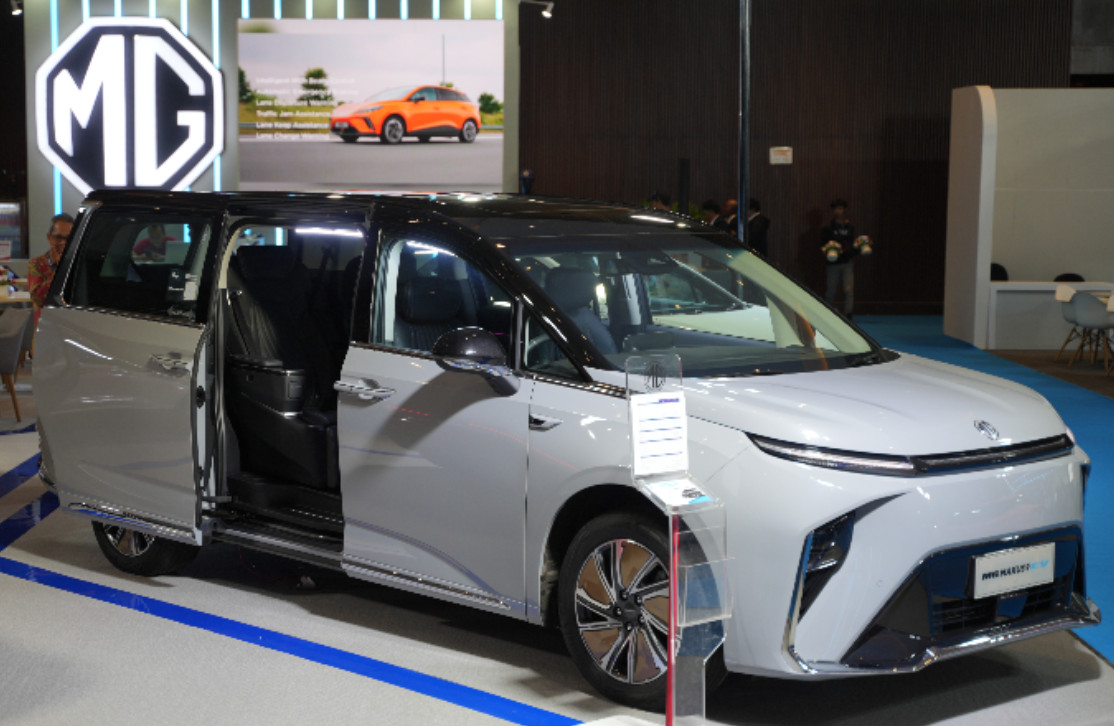 Cawagub Suswono pakai Maxus 9