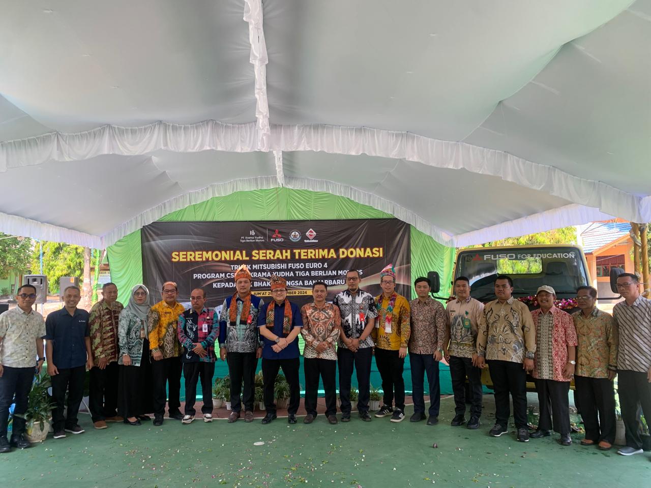 KTB Donasikan Mitsubishi Fuso Canter Euro 4 Bagi SMK Bhakti Bangsa Banjarbaru KTB berupaya untuk berkontribusi dalam peningkatan pendidikan yang berkualitas
