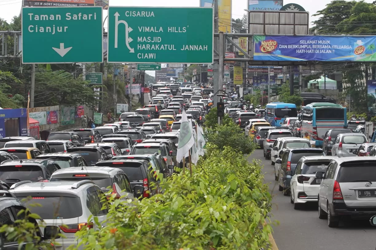 Penyebab macet horor di kawasan puncak