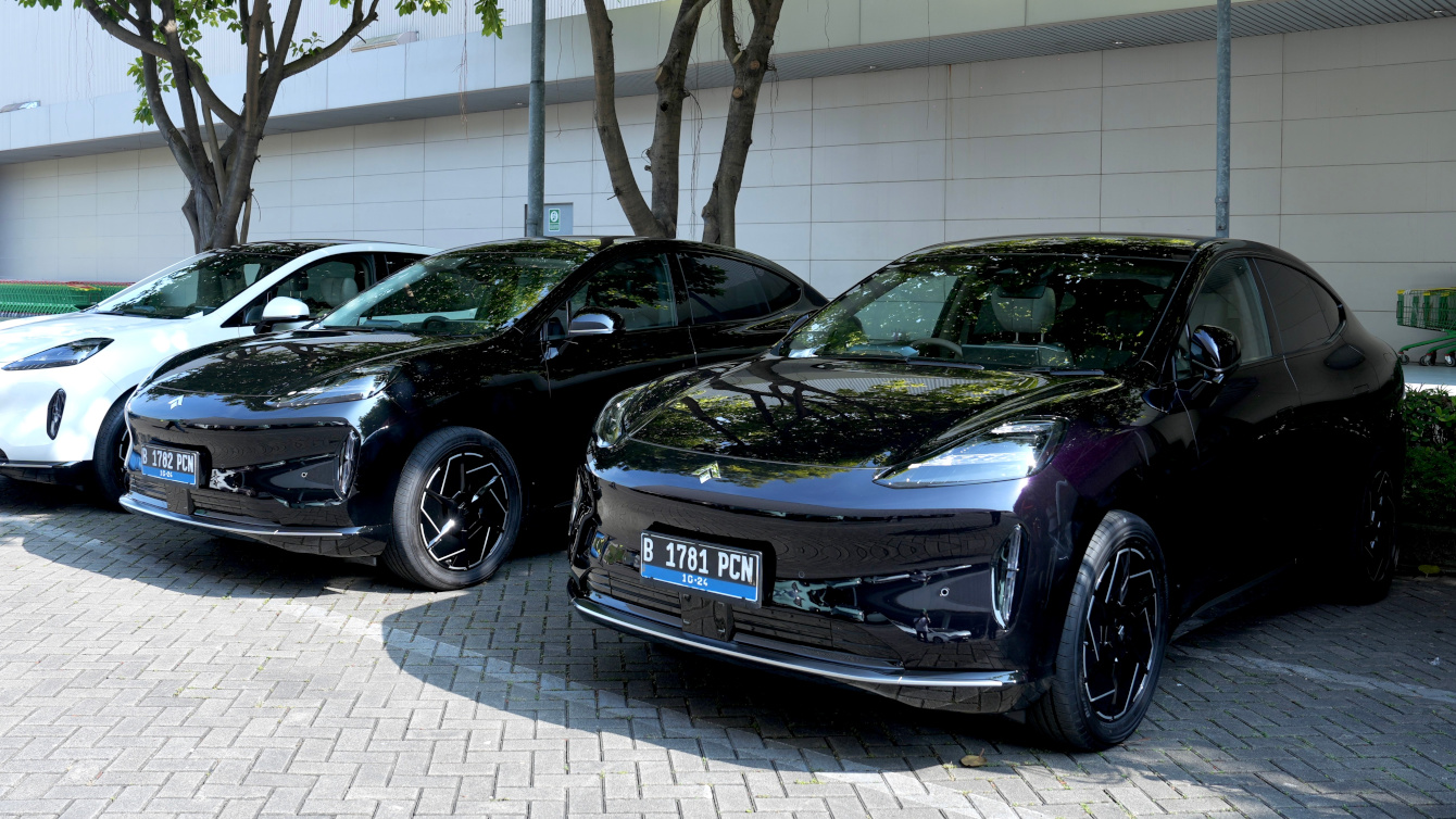 Aplikasi Pintar mobil AION Segera Rilis, Bisa Hidupkan AC dan Cek Tekanan Ban via Smartphone AION Hyptec HT