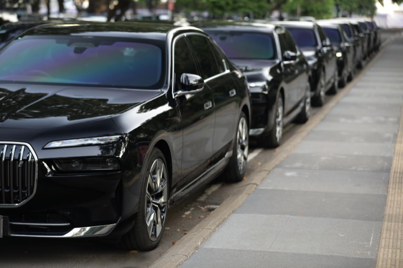 45 Unit Mobil Listrik BMW Siap Dukung Pelantikan Presiden Prabowo Subianto 45 unit mobil listrik BMW siap dukung pelantikan Presiden