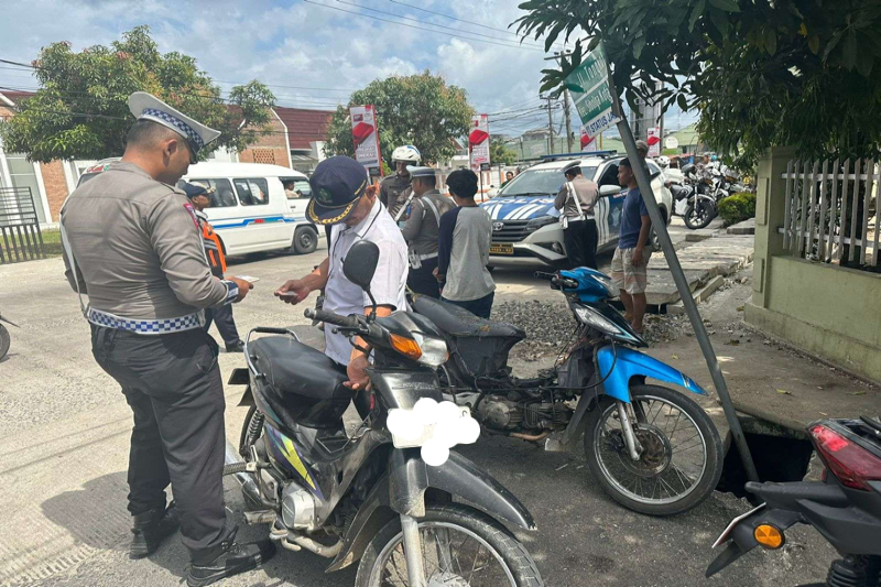 denda tilang tidak pakai helm