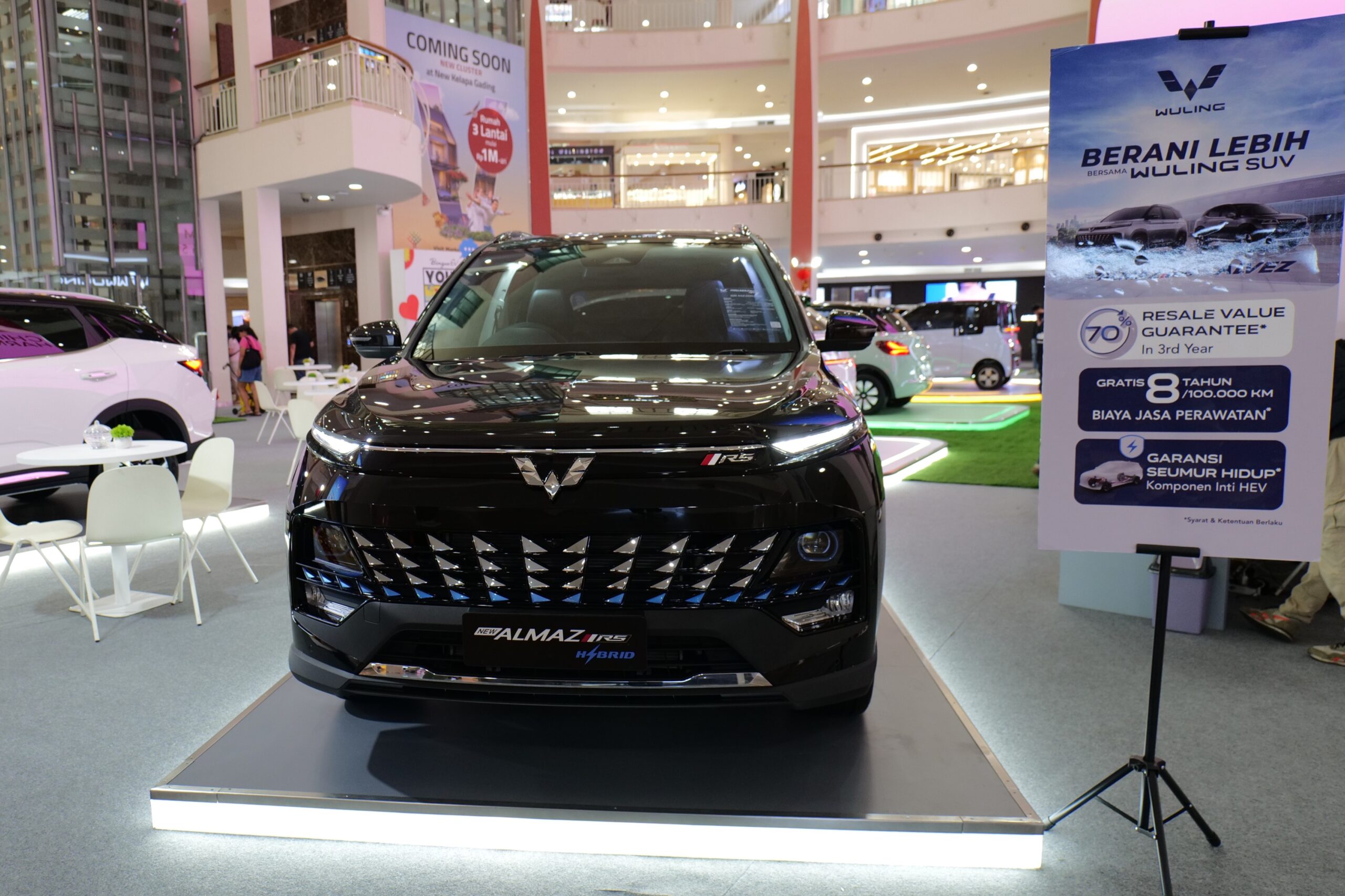 Wuling Almaz Hybrid bisa didapatkan dengan promo khusus