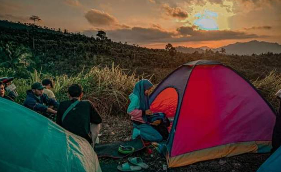 Camping seru di Bukit Cendana, Pesawaran Lampung