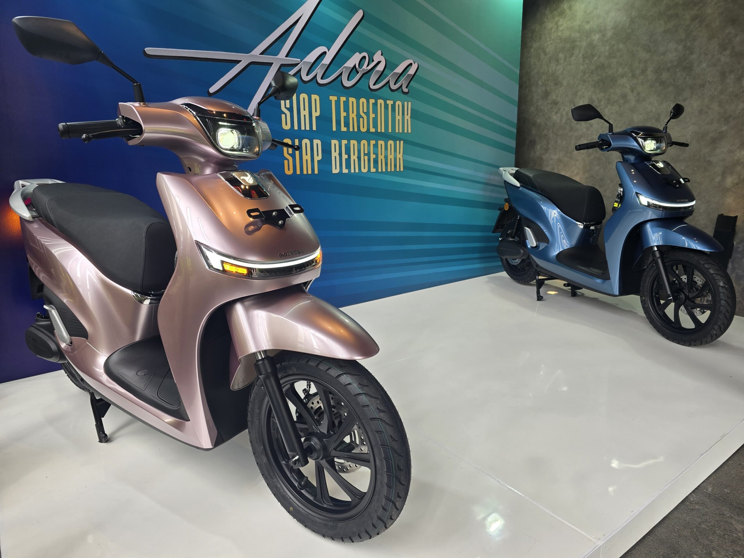 Adora dilengkapi banyak fitur