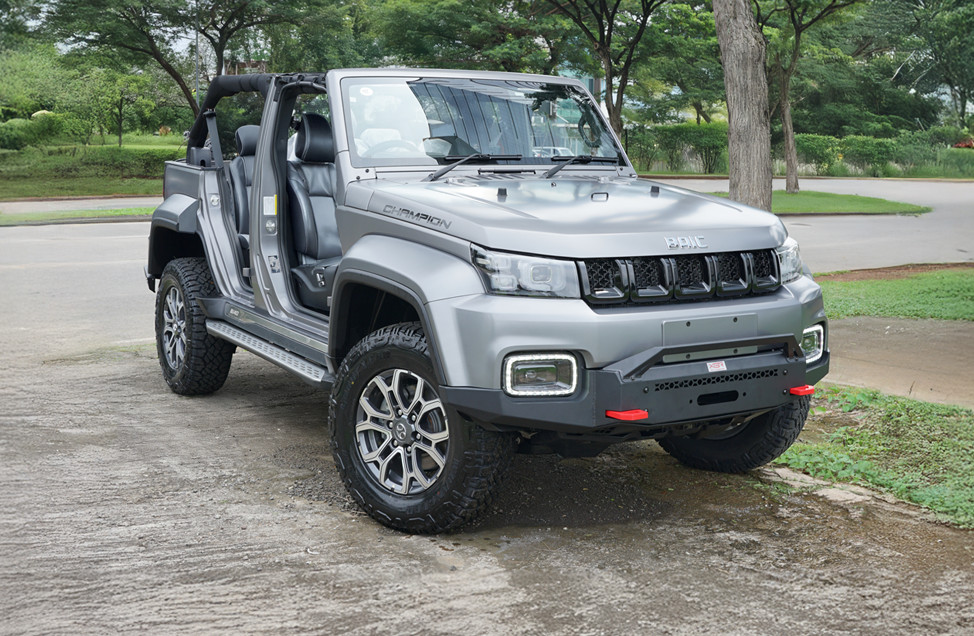 Velg standar namun dibalut ban Goodyear Wrangler RT