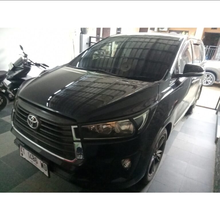 2015 TOYOTA KIJANG INNOVA V