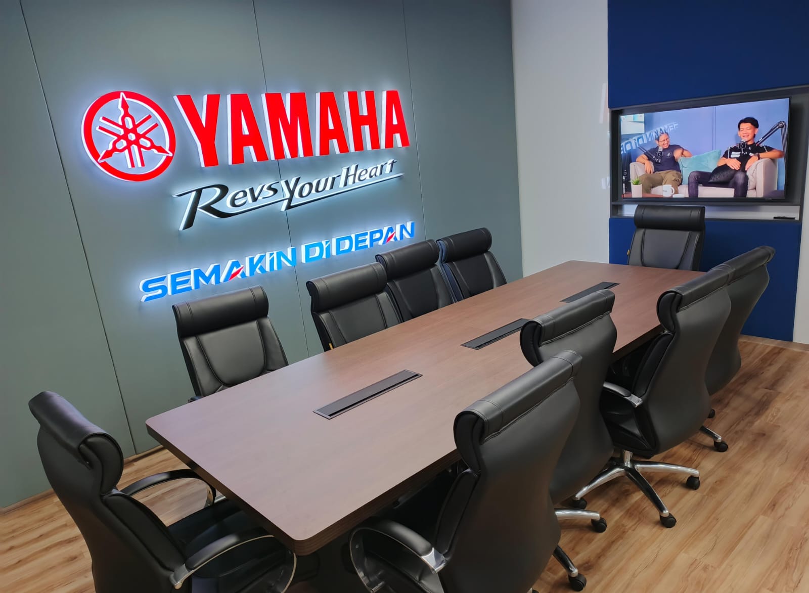 Co-working space nyaman bikin aktivitas tetap terjaga saat motor diservis