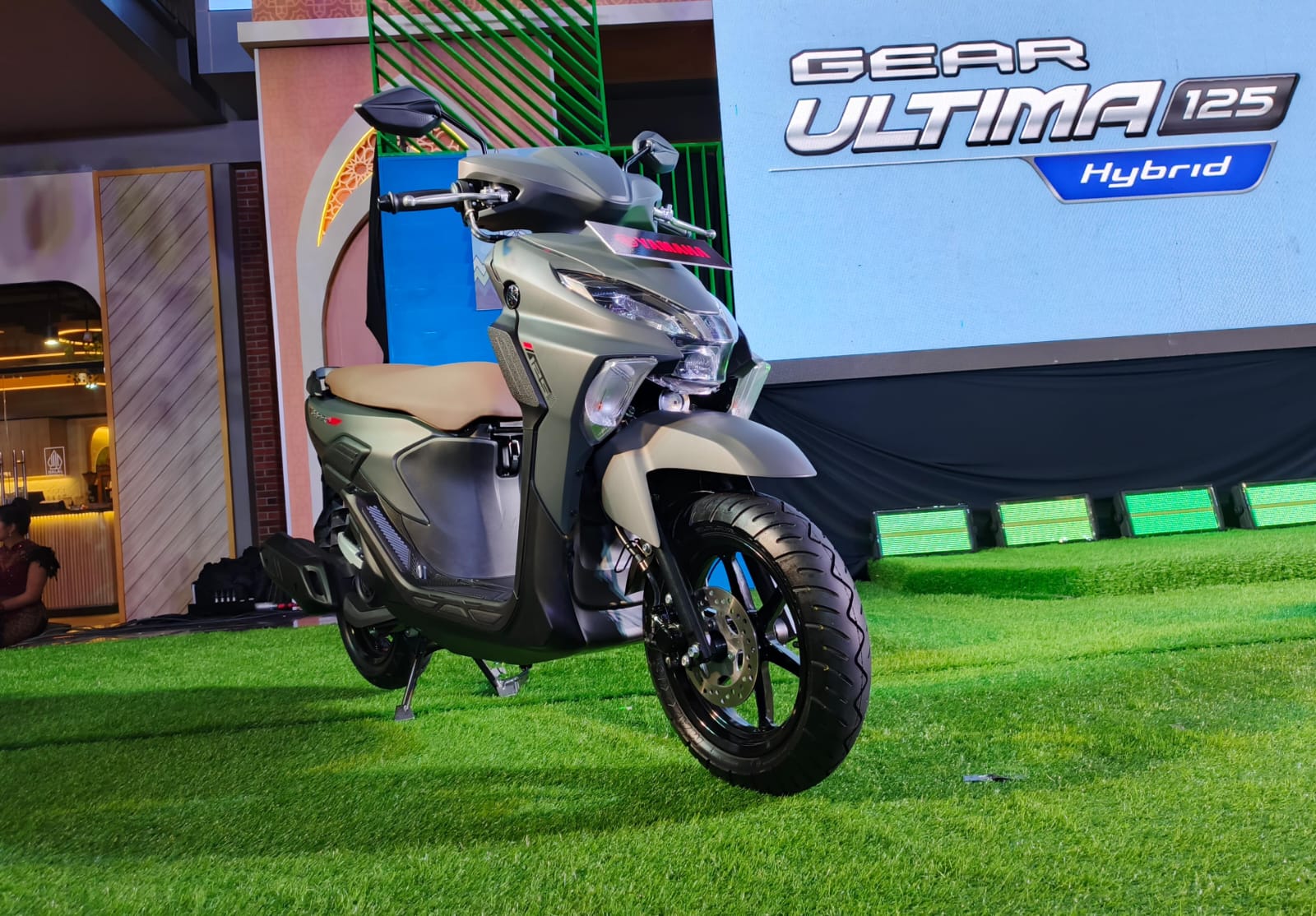 Perbedaan Yamaha Gear Ultima 125 Hybrid dan Yamaha Gear 125 biasa