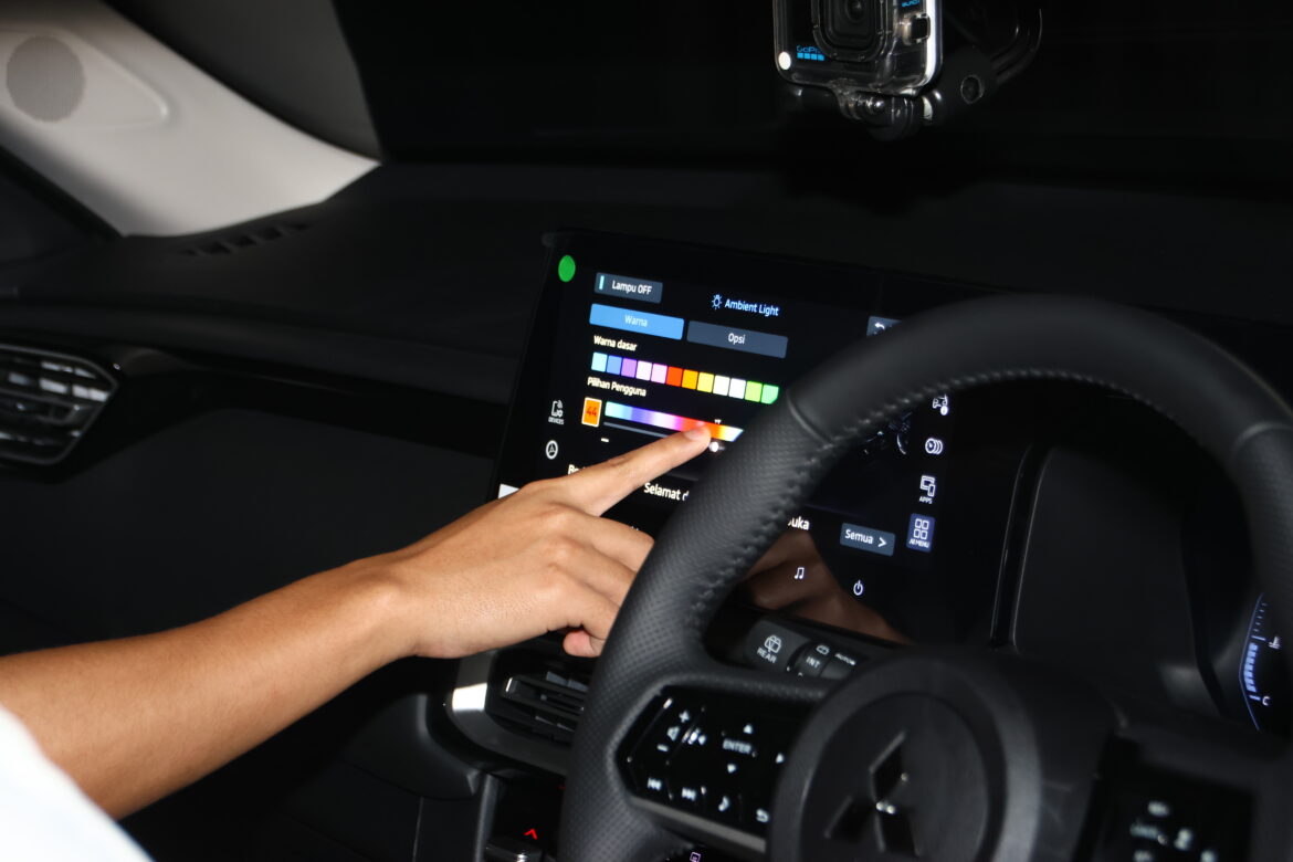 mitsubishi destinator giias surabaya3 1