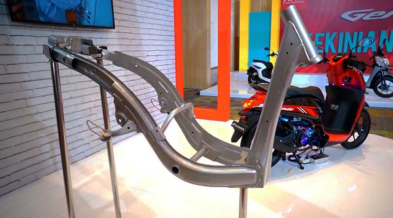 Rangka eSAF, Satu dari Deret 'Dosa' dan Kekurangan Honda Scoopy Baru kelebihan honda beat street