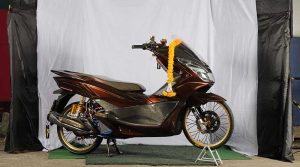Modifikasi Honda PCX 150 CBU Thailook Style, Racing Abis!