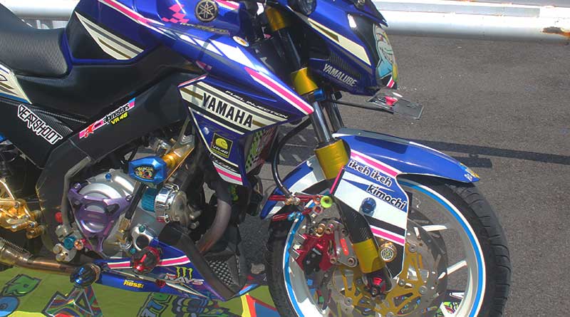 Sok depan ala up side-down