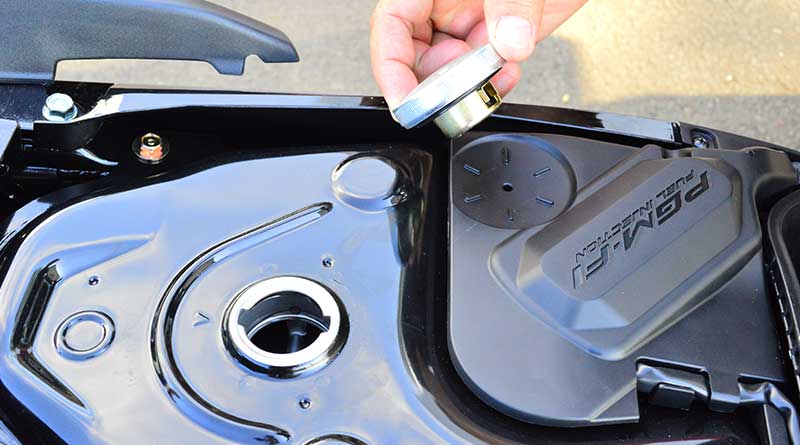 cara membersihkan karat tangki motor