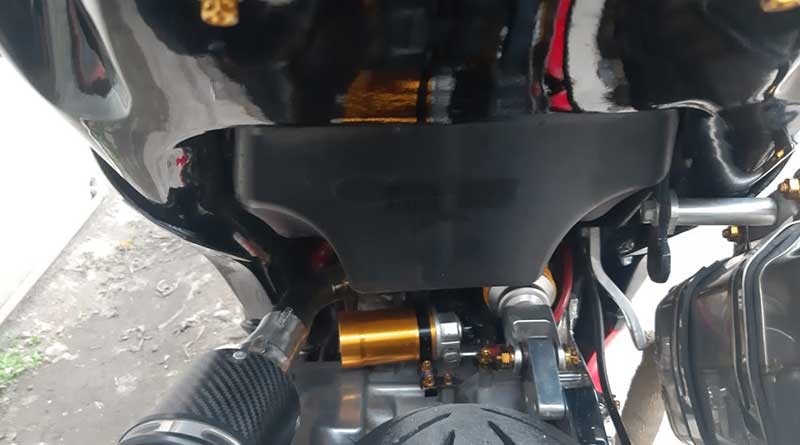 Suspensi belakang dibuat monoshock