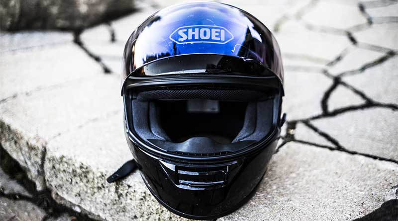 Helm SHOEI