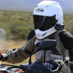 3 Posisi Pas Pasang Action Camera di Helm, Simak Nih!