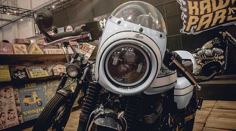 Batok lampu khas Cafe Racer