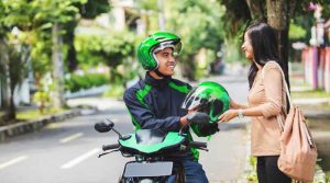 Tips Aman Buat yang Sering Naik Ojol Malam-Malam