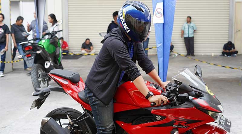 Cara Mengendarai Motor Kopling