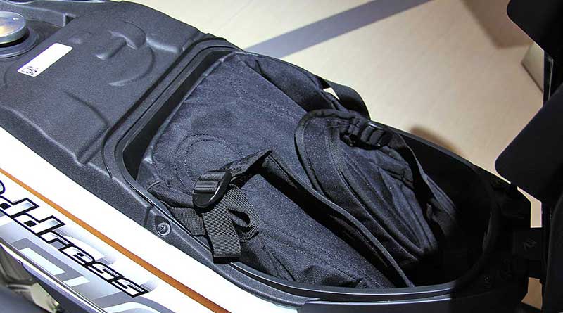 Di bekali bagasi luas