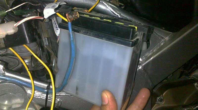 Cek kelistrikan motor matic