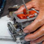 Tips Cara Menyetel Karburator Motor Agar Irit dan Tidak Brebet