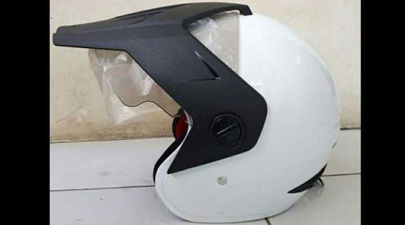 Cari Motor Baru - Helm
