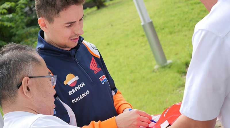 Lorenzo berkunjung ke markas HRC di Jepang