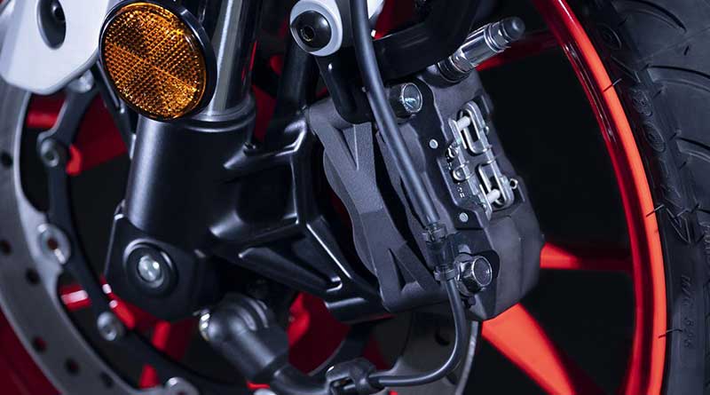 Kaliper terlihat mewah ketimbang MT-15