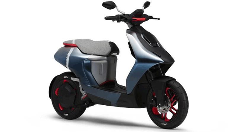 Yamaha E02 Skutik Listrik Mungil yang powernya setara 50cc