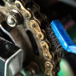 Cara Membersihkan Rantai Motor di Rumah Saja