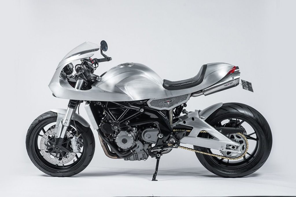 Benelli BN 600R dari White Collar Bike