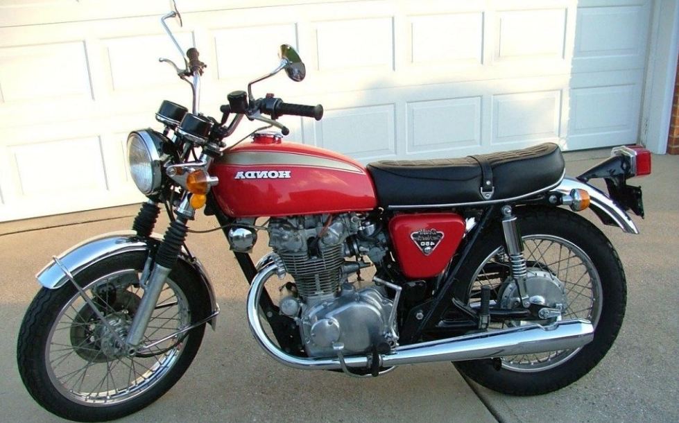 Yuk, Nostalgia dengan Motor CB 100 Klasik! Modifikasi CB100