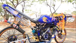 VIDEO: Modifikasi Kawasaki Ninja RR yang Tak Biasa