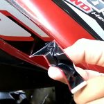Begini Cara Melepas Stiker Motor yang Mudah dan Ampuh