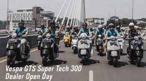 Dealer Open Day, GTS Super Tech 300 Sambut Pecinta Vespa Bandung