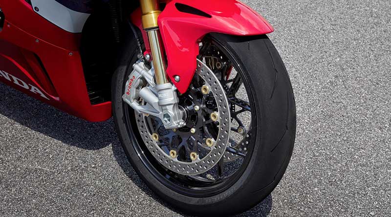 5 Perbedaan Honda CBR1000RR-R Fireblade SP dengan Non-SP, Cek!