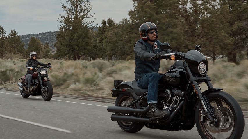 Cara Mengendarai Motor Harley Davidson