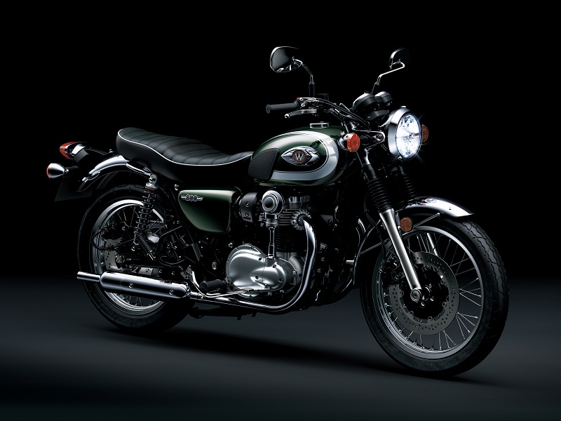 kawasaki-w800-seharga-mitsubishi-xpander