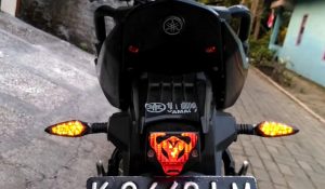 Berbagai Penyebab Lampu Sein Nyala Semua Secara Bersamaan