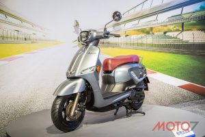 Spesifikasi Suzuki Saluto 125, Skutik Retro Rival Honda Scoopy