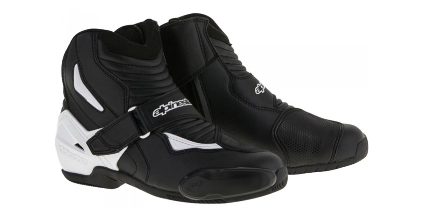 6 Rekomendasi Sepatu Touring Alpinestars, Harga Mulai Rp 2 Jutaan SMX1 R Vented 20857 79712 large