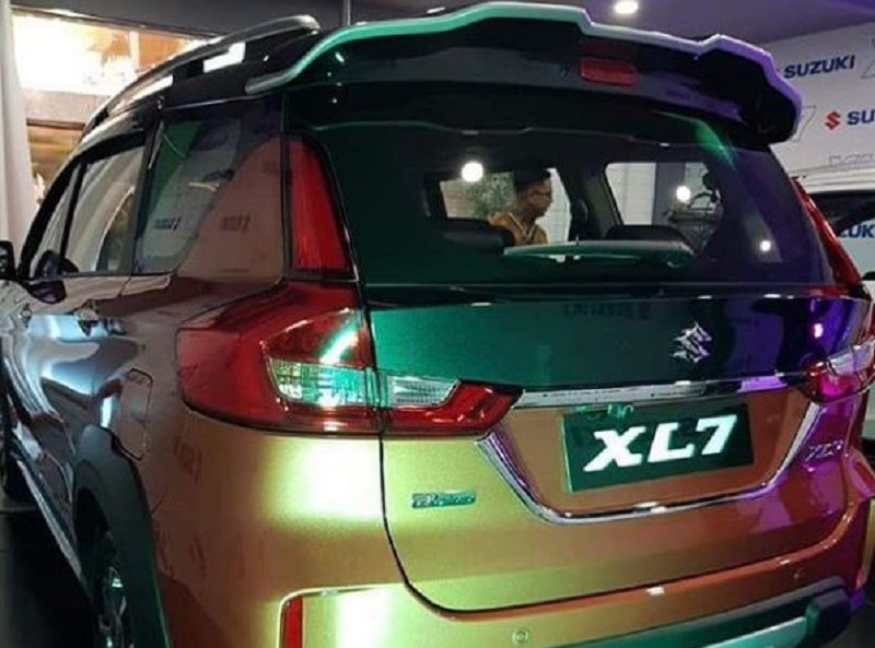 spesifikasi suzuki xl7 002