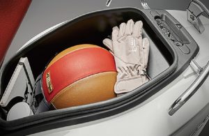 17 Motor Matic Bagasi Besar untuk Menyimpan Helm