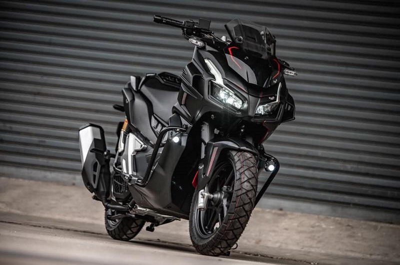 Honda ADV 150 Versi Batman Hadir di Thailand Honda ADV 150 Modifkasi Batman 002