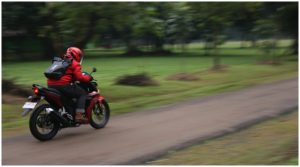 Test Ride Honda Supra GTR: Kepraktisan Minim (Bag. 2)