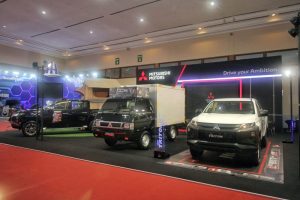 Kendaraan Niaga Mitsubishi Mejeng di GIICOMVEC 2020