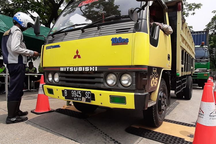 Penanganan truk ODOL di jalan tol