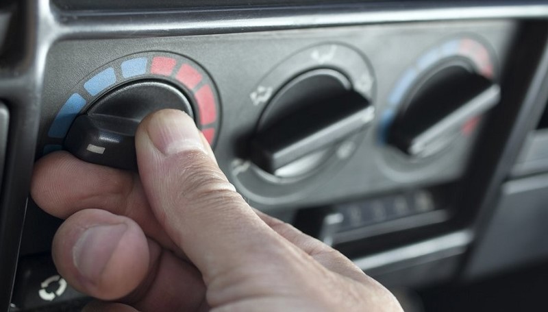 AC mobil tidak dingin